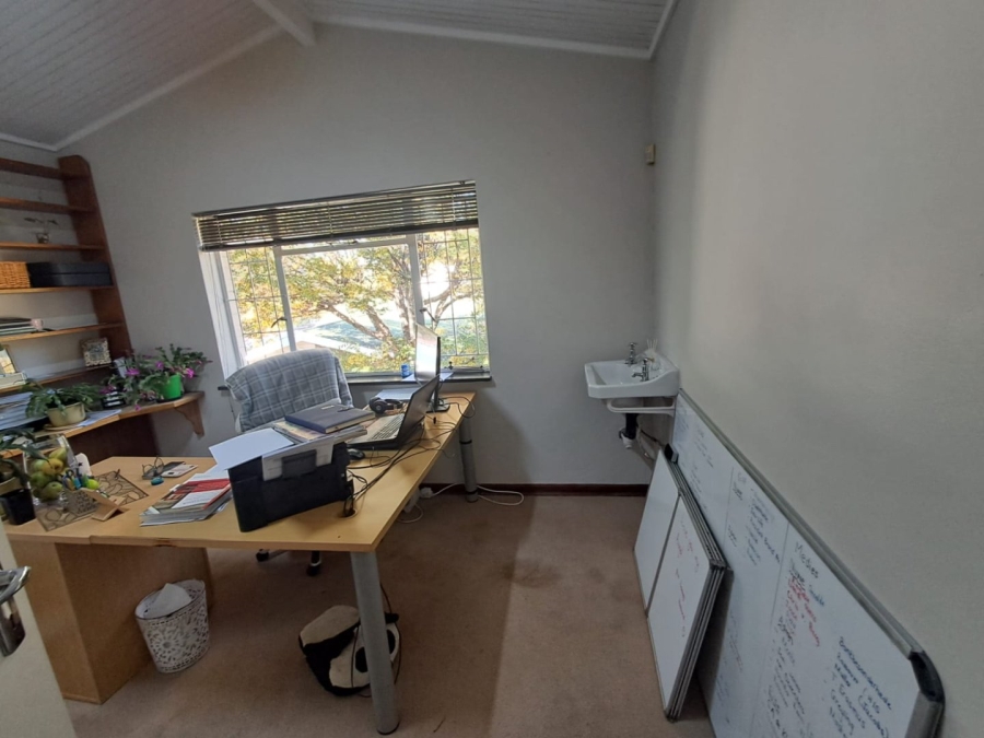 To Let Commercial Property for Rent in Arboretum Free State